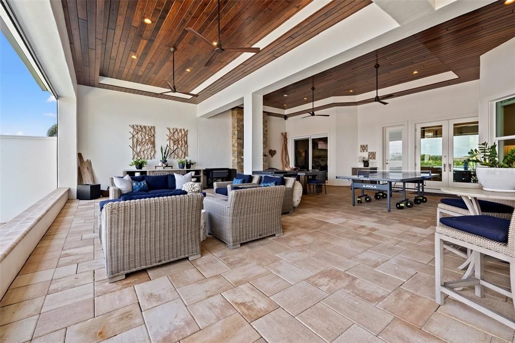 待售: $5,300,000 (5 贝兹, 4 浴室, 4560 平方英尺)