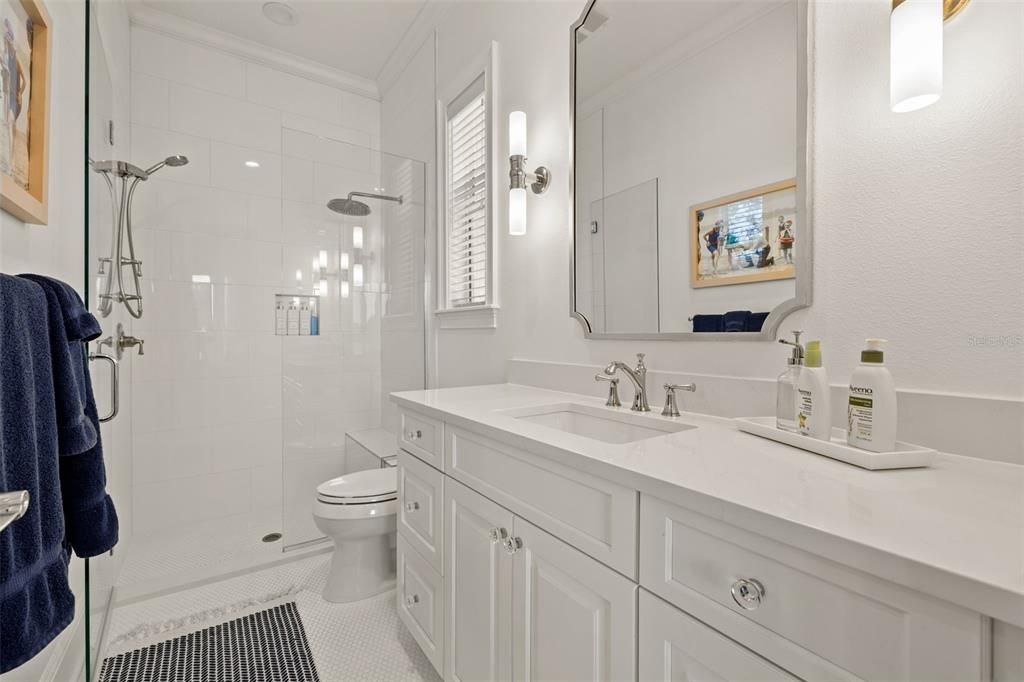 待售: $5,300,000 (5 贝兹, 4 浴室, 4560 平方英尺)