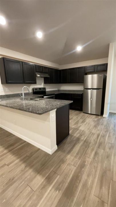 For Rent: $1,575 (2 beds, 2 baths, 1052 Square Feet)