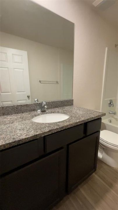 For Rent: $1,575 (2 beds, 2 baths, 1052 Square Feet)