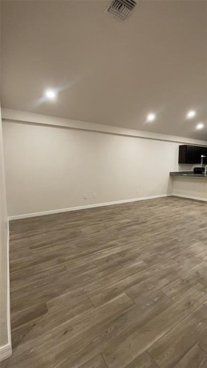 For Rent: $1,575 (2 beds, 2 baths, 1052 Square Feet)