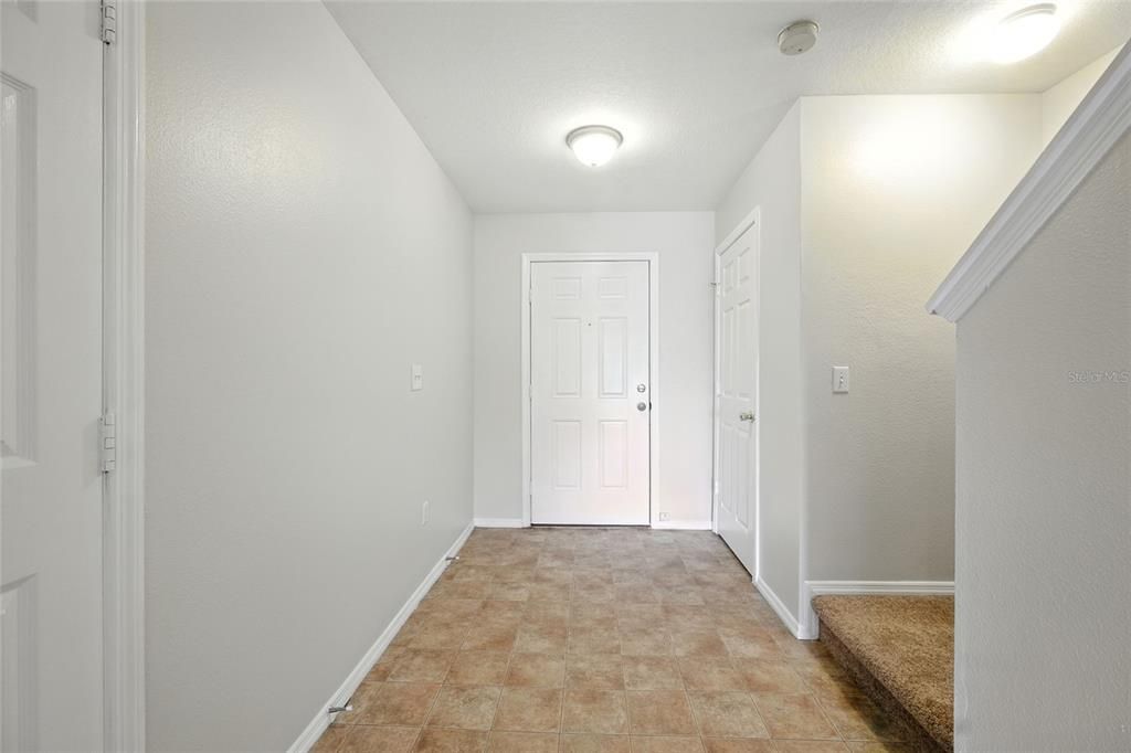 Activo con contrato: $229,000 (3 camas, 2 baños, 1362 Pies cuadrados)