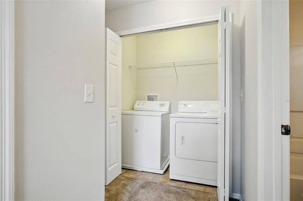 Activo con contrato: $229,000 (3 camas, 2 baños, 1362 Pies cuadrados)