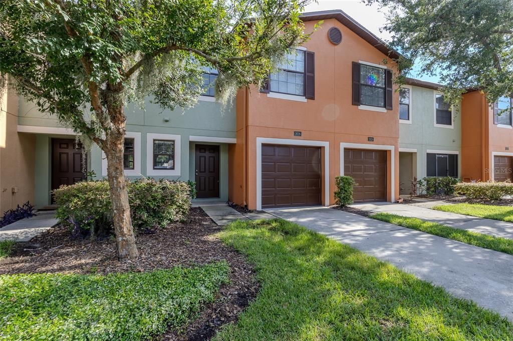 Activo con contrato: $229,000 (3 camas, 2 baños, 1362 Pies cuadrados)