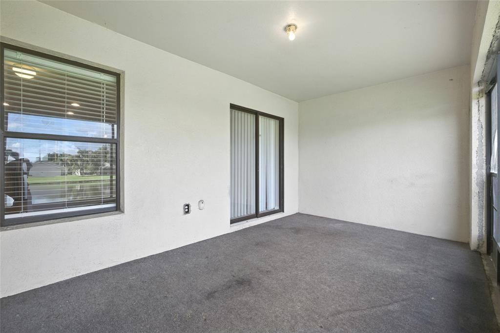 Activo con contrato: $229,000 (3 camas, 2 baños, 1362 Pies cuadrados)