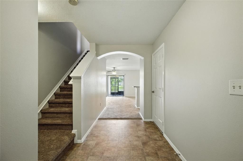 Activo con contrato: $229,000 (3 camas, 2 baños, 1362 Pies cuadrados)