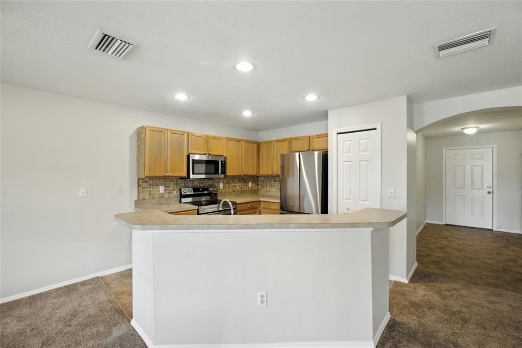 Activo con contrato: $229,000 (3 camas, 2 baños, 1362 Pies cuadrados)