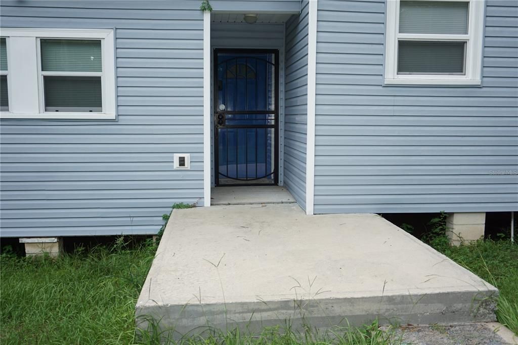 На продажу: $155,000 (2 спален, 2 ванн, 812 Квадратных фут)