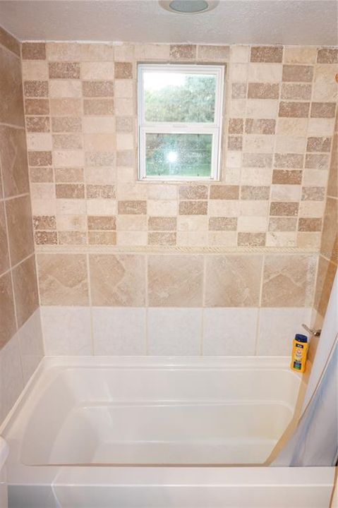 На продажу: $155,000 (2 спален, 2 ванн, 812 Квадратных фут)