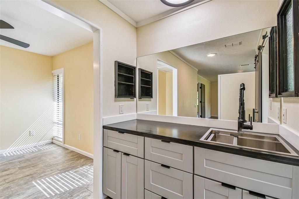 Active With Contract: $575,000 (4 beds, 2 baths, 2413 Square Feet)