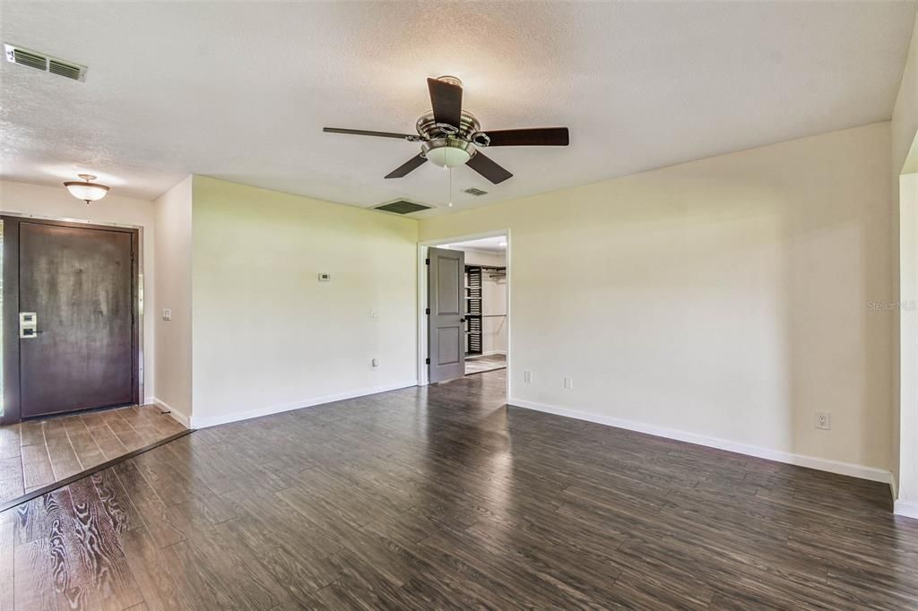 Active With Contract: $575,000 (4 beds, 2 baths, 2413 Square Feet)