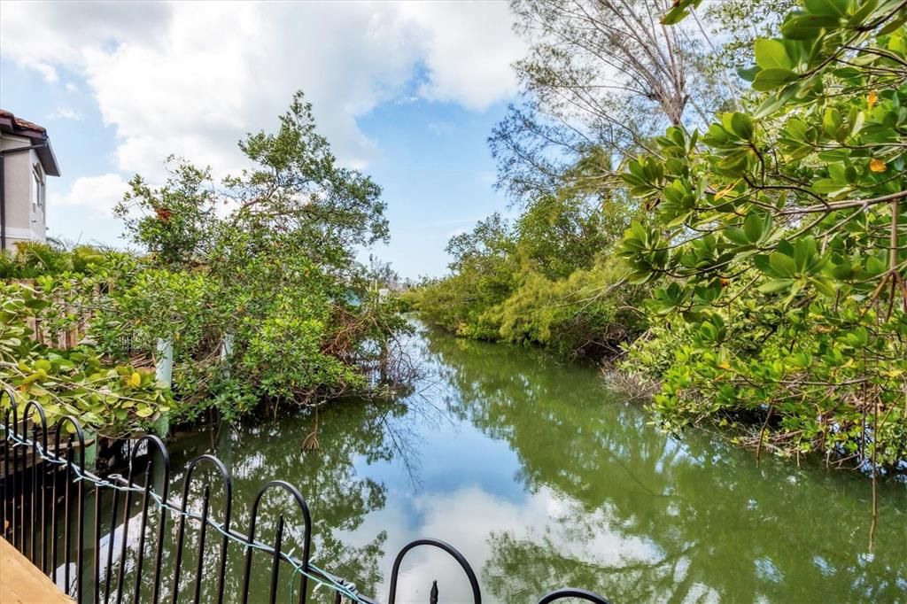 En Venta: $1,495,000 (0.20 acres)