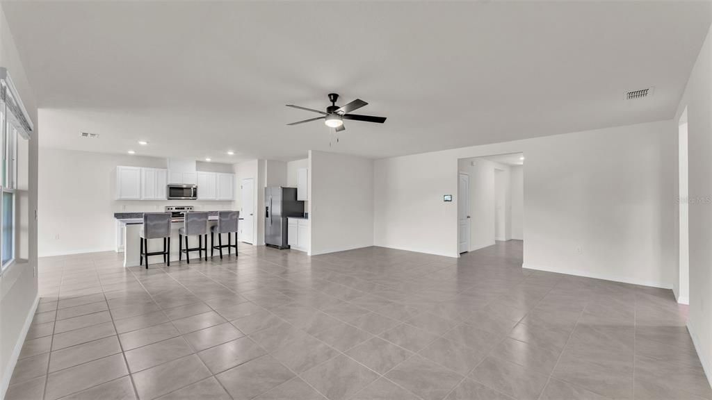 Active With Contract: $360,000 (4 beds, 2 baths, 2368 Square Feet)