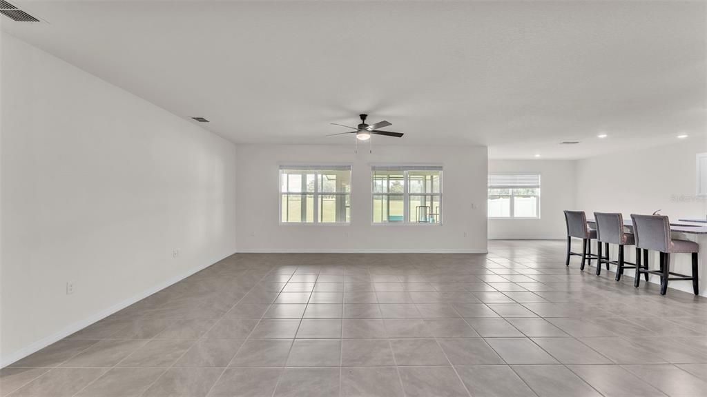 Active With Contract: $360,000 (4 beds, 2 baths, 2368 Square Feet)