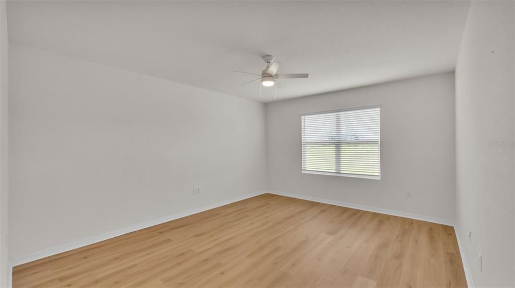 Active With Contract: $360,000 (4 beds, 2 baths, 2368 Square Feet)