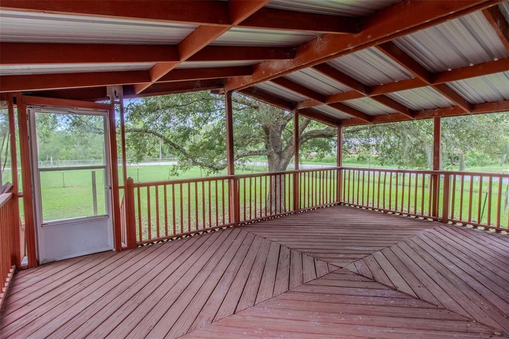 合同活跃: $199,900 (3 贝兹, 2 浴室, 1664 平方英尺)