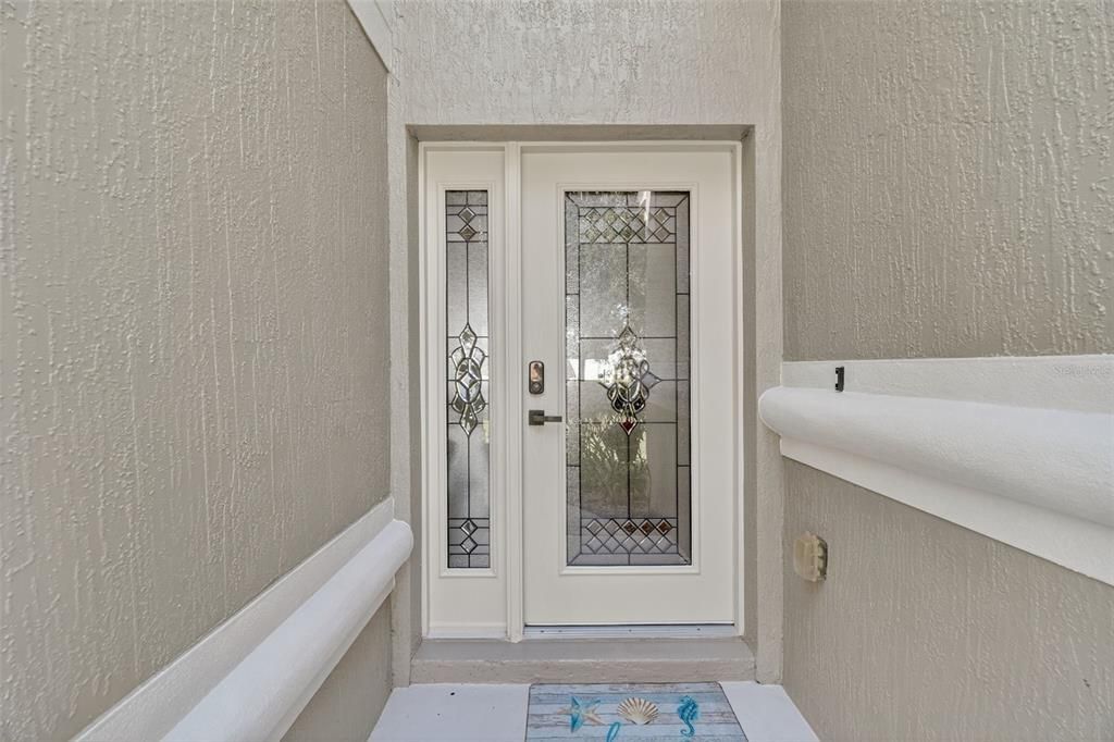 合同活跃: $409,900 (3 贝兹, 2 浴室, 1910 平方英尺)