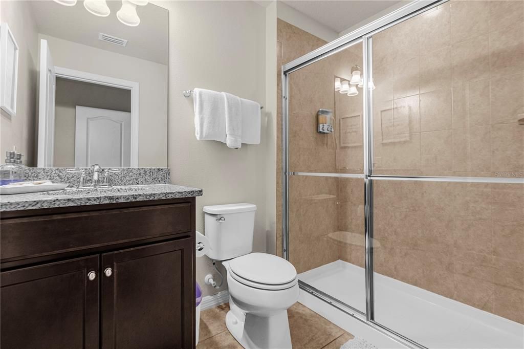For Sale: $60,000 (5 beds, 4 baths, 2263 Square Feet)