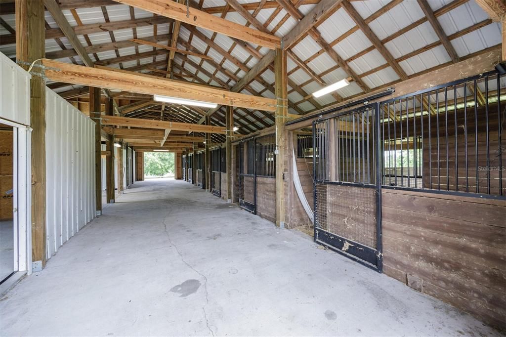 En Venta: $799,000 (3 camas, 3 baños, 2196 Pies cuadrados)