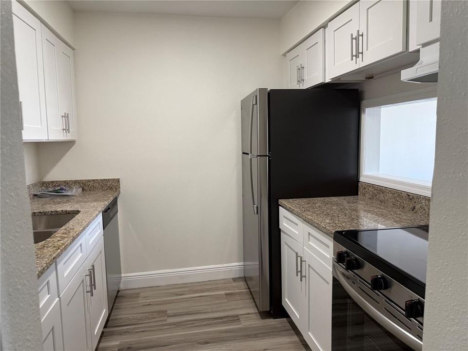 В аренду: $1,195 (1 спален, 1 ванн, 760 Квадратных фут)