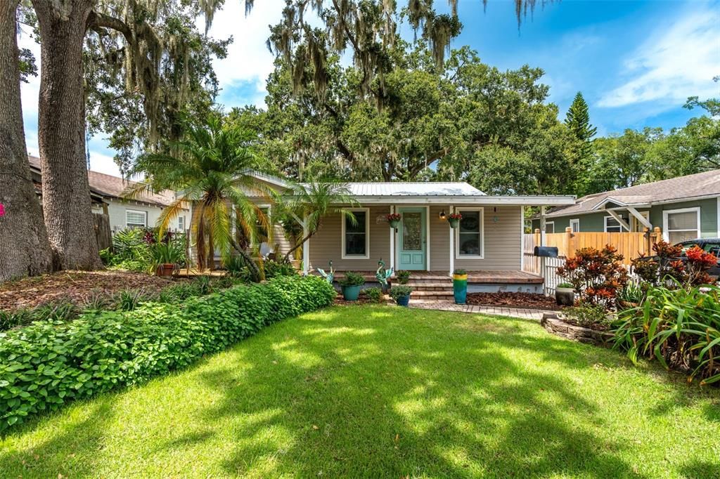 For Sale: $545,000 (3 beds, 1 baths, 1510 Square Feet)