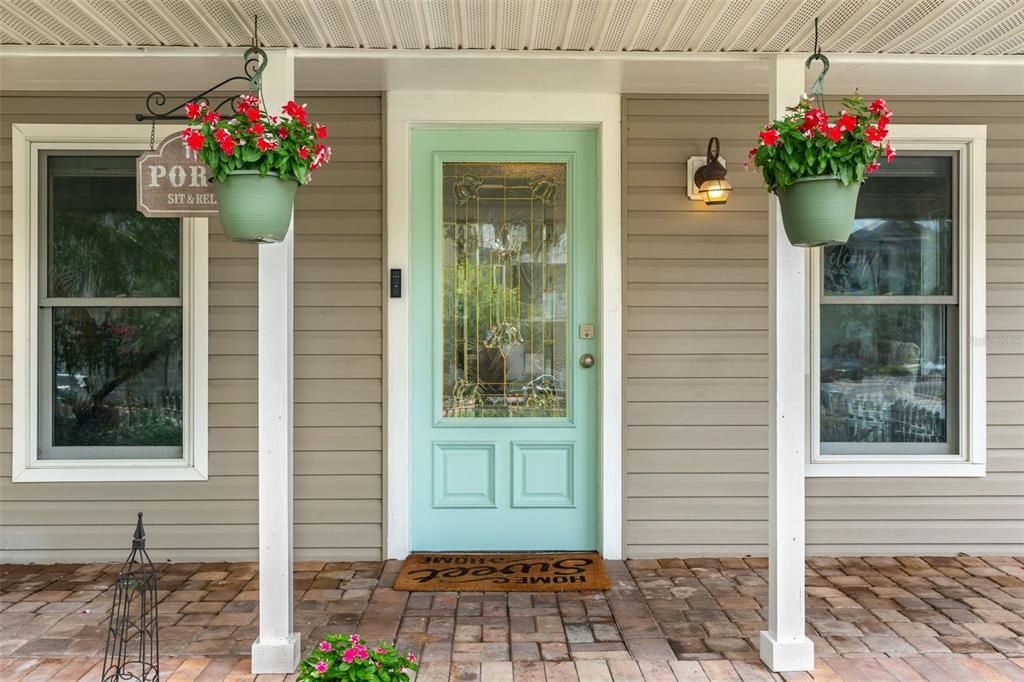 For Sale: $545,000 (3 beds, 1 baths, 1510 Square Feet)