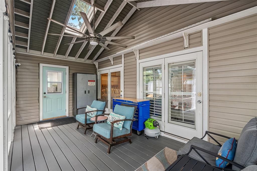 For Sale: $545,000 (3 beds, 1 baths, 1510 Square Feet)