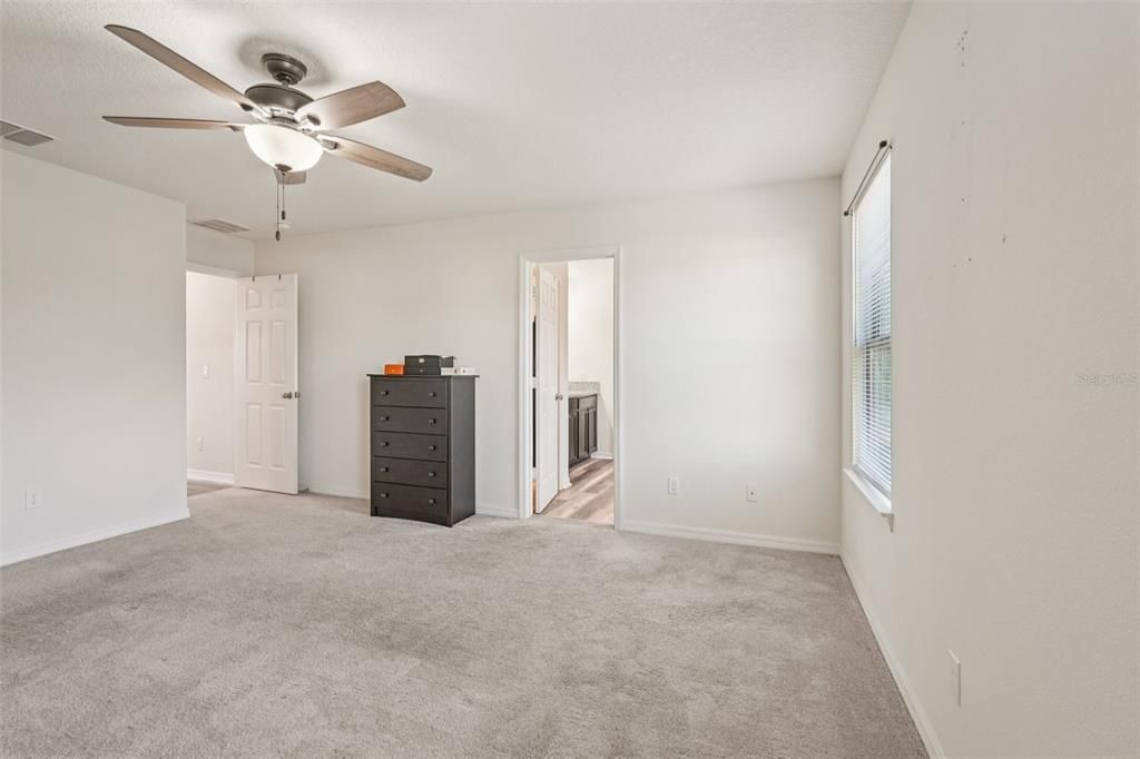 For Sale: $448,000 (3 beds, 2 baths, 1883 Square Feet)