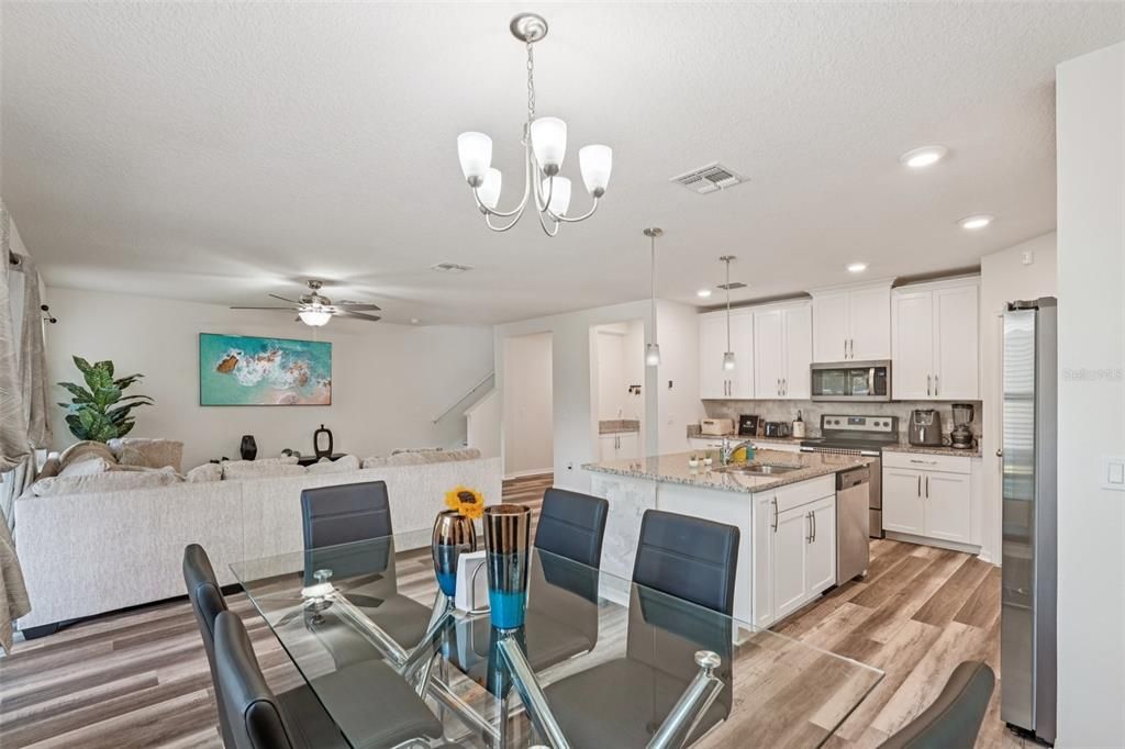 For Sale: $448,000 (3 beds, 2 baths, 1883 Square Feet)