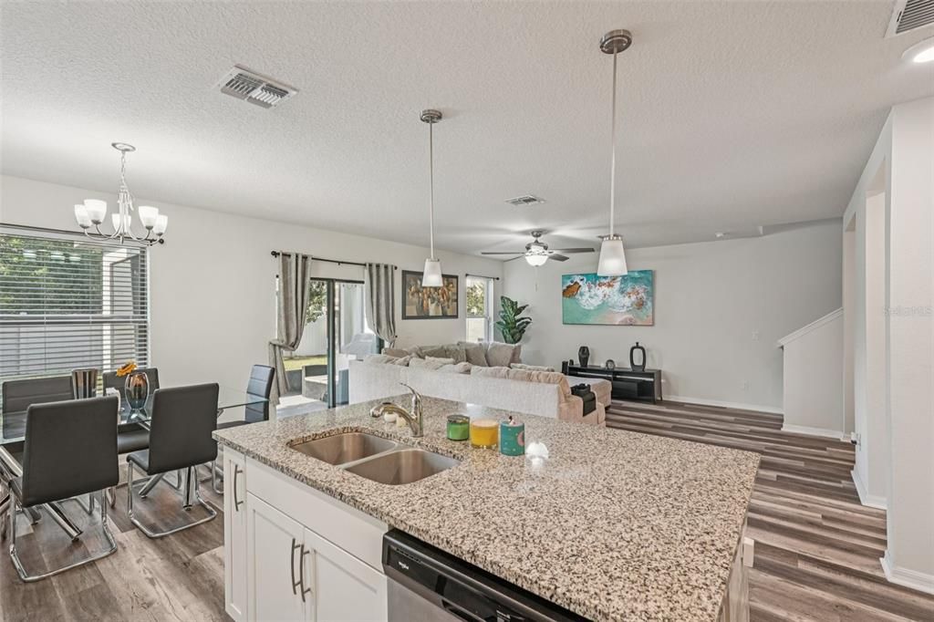 For Sale: $448,000 (3 beds, 2 baths, 1883 Square Feet)