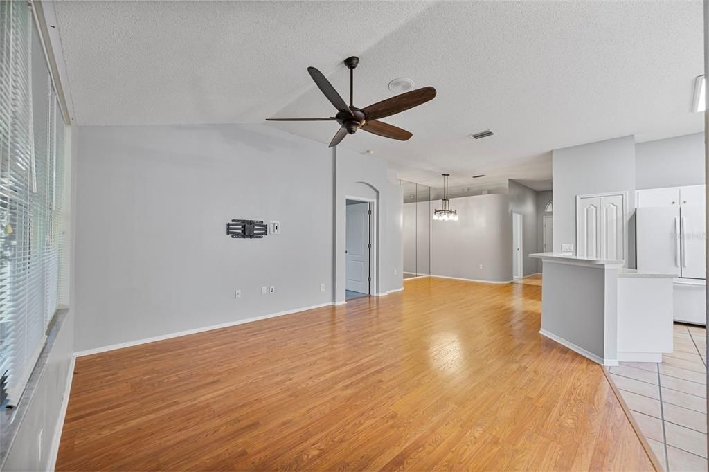 待售: $364,900 (3 贝兹, 2 浴室, 1782 平方英尺)