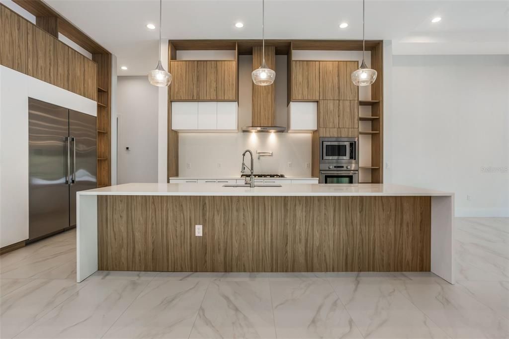 For Rent: $12,000 (5 beds, 4 baths, 3924 Square Feet)