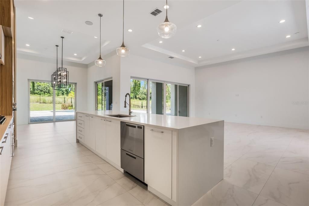 For Rent: $12,000 (5 beds, 4 baths, 3924 Square Feet)