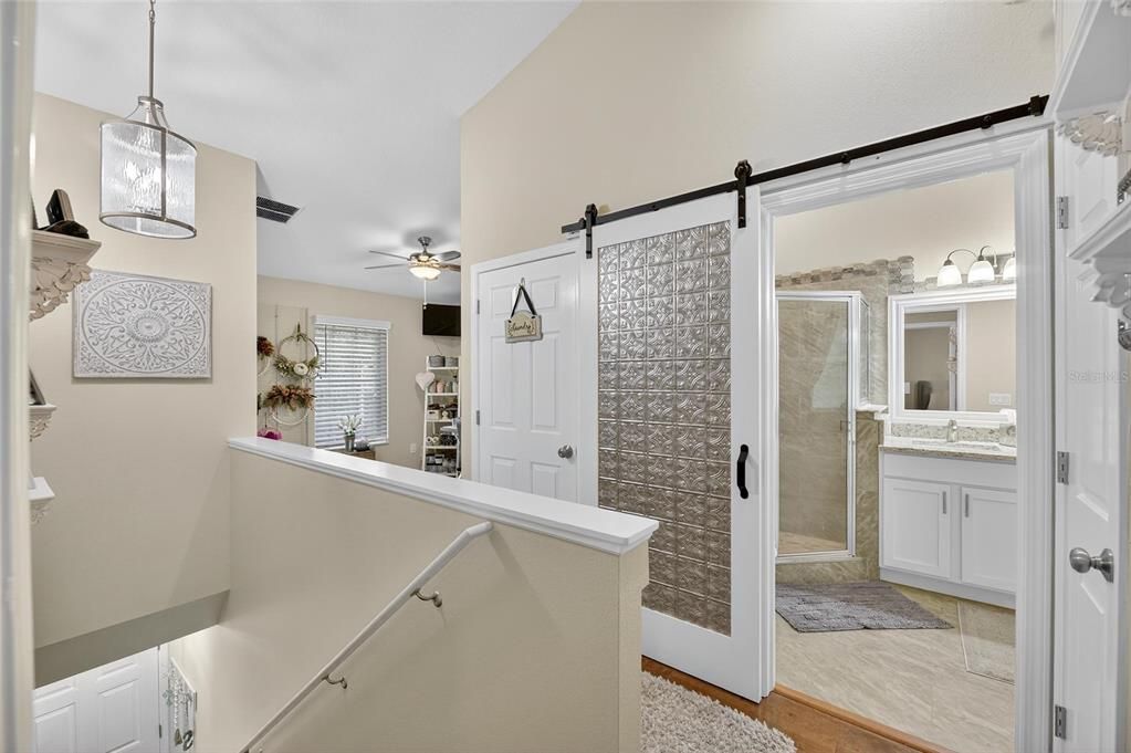 Active With Contract: $269,900 (2 beds, 1 baths, 1315 Square Feet)