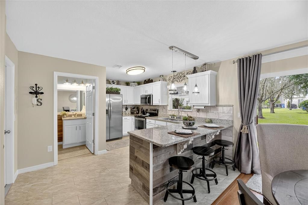 Active With Contract: $269,900 (2 beds, 1 baths, 1315 Square Feet)