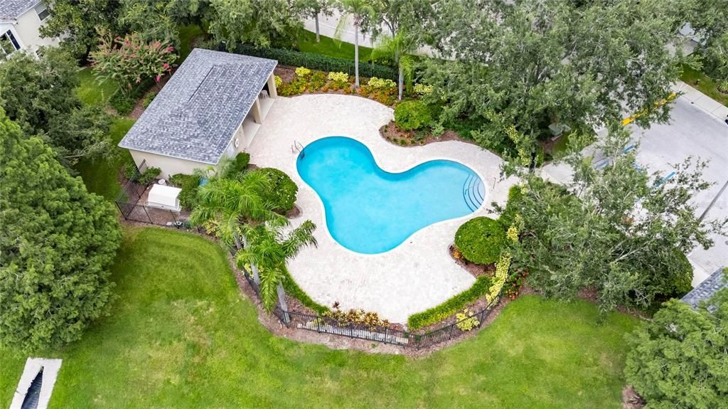 Active With Contract: $269,900 (2 beds, 1 baths, 1315 Square Feet)