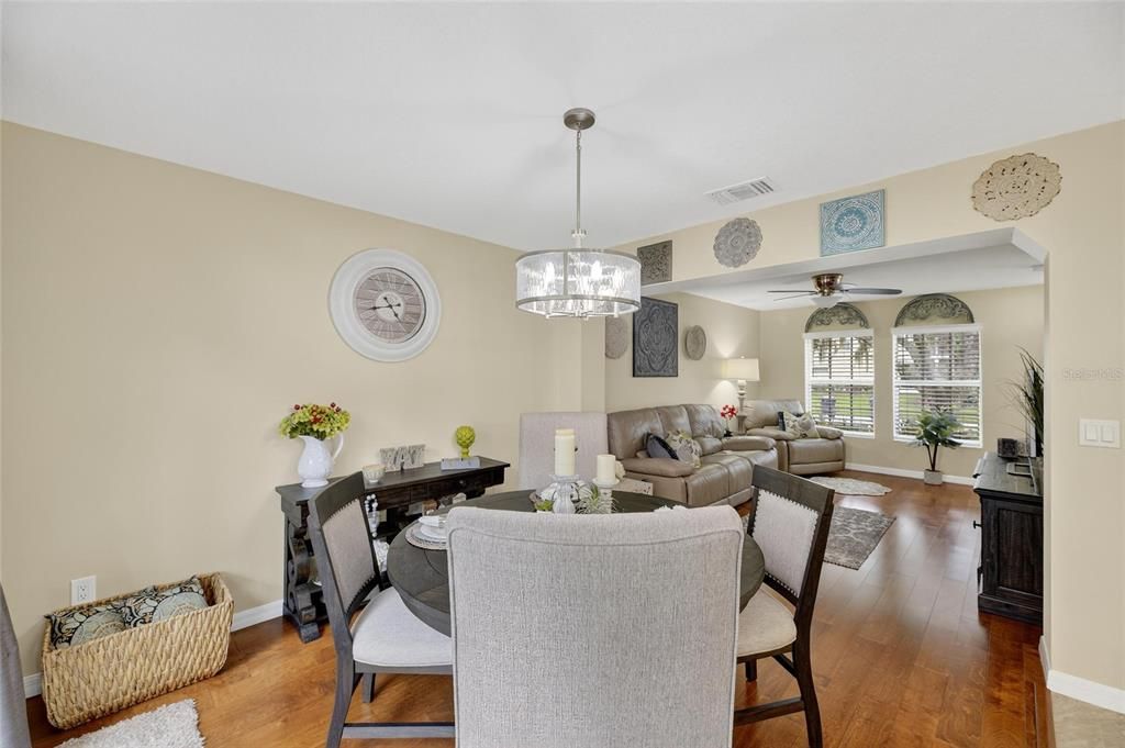 Active With Contract: $269,900 (2 beds, 1 baths, 1315 Square Feet)