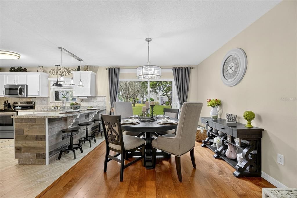 Active With Contract: $269,900 (2 beds, 1 baths, 1315 Square Feet)