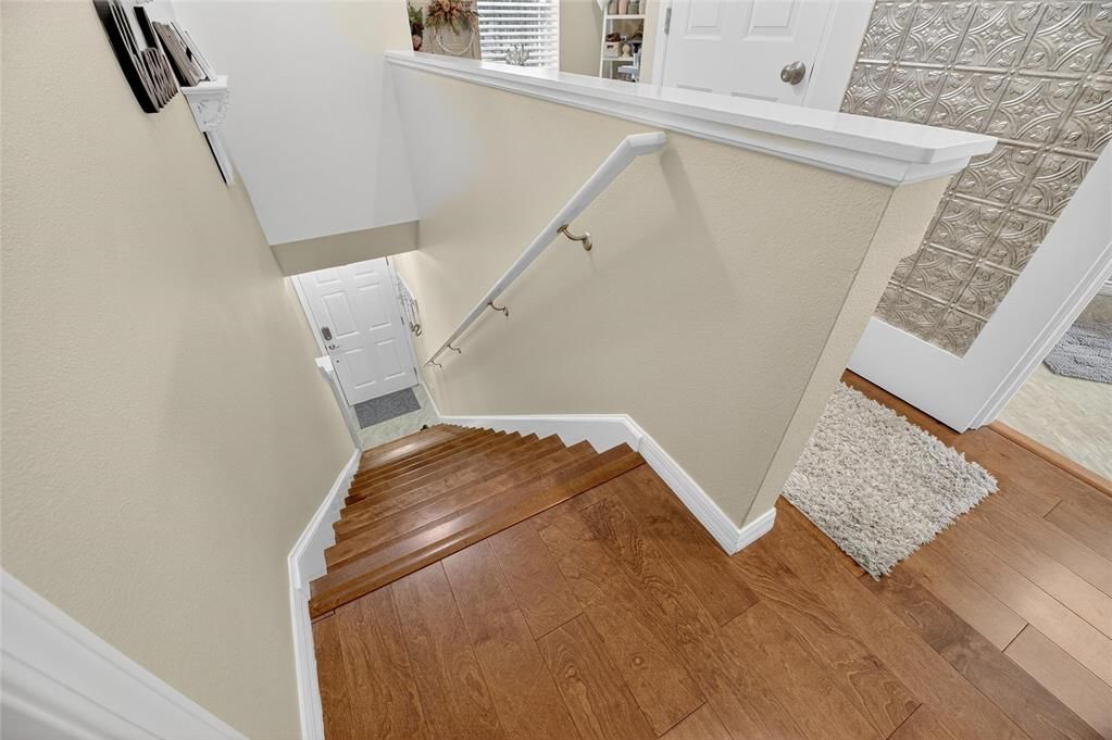 Active With Contract: $269,900 (2 beds, 1 baths, 1315 Square Feet)