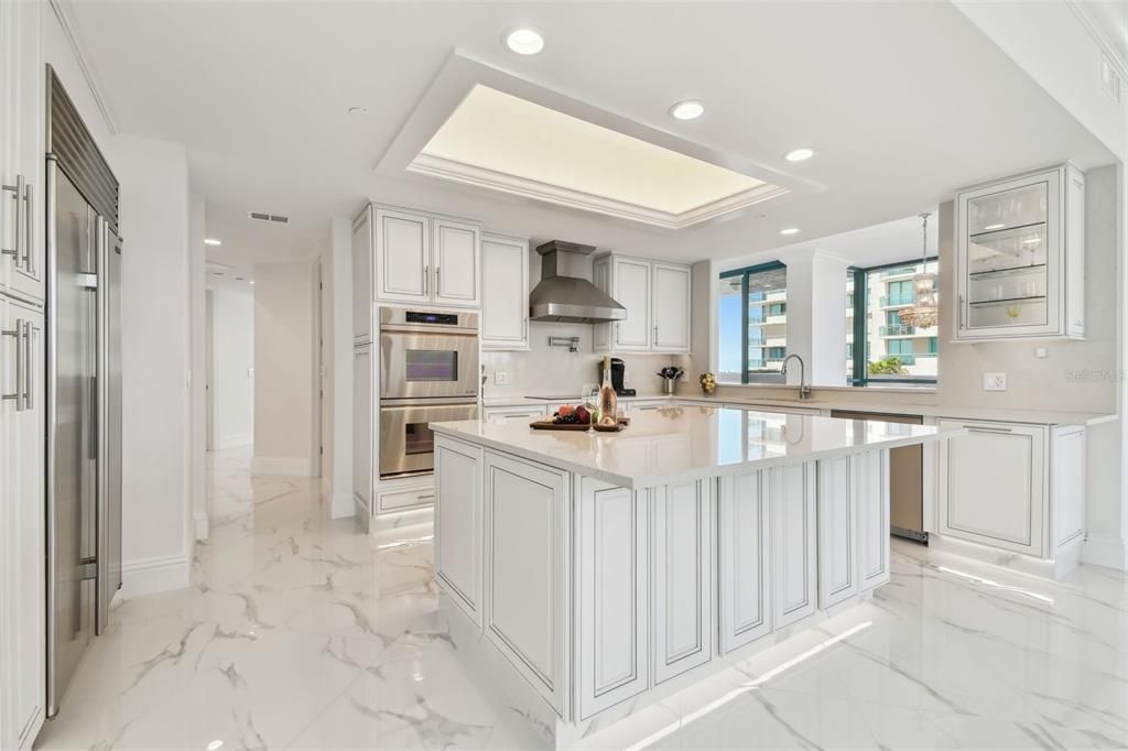 出租: $20,000 (4 贝兹, 4 浴室, 4336 平方英尺)