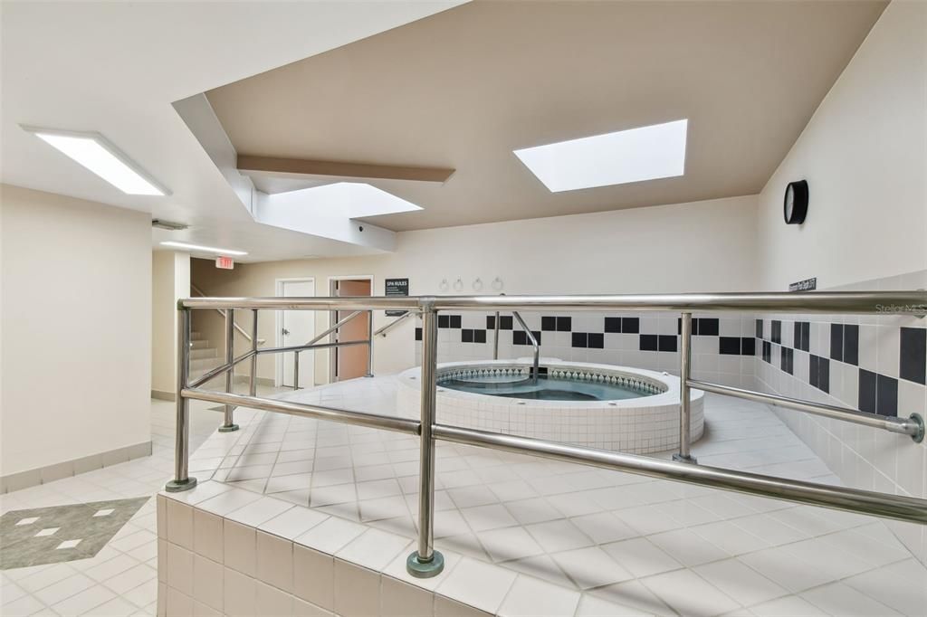 出租: $20,000 (4 贝兹, 4 浴室, 4336 平方英尺)