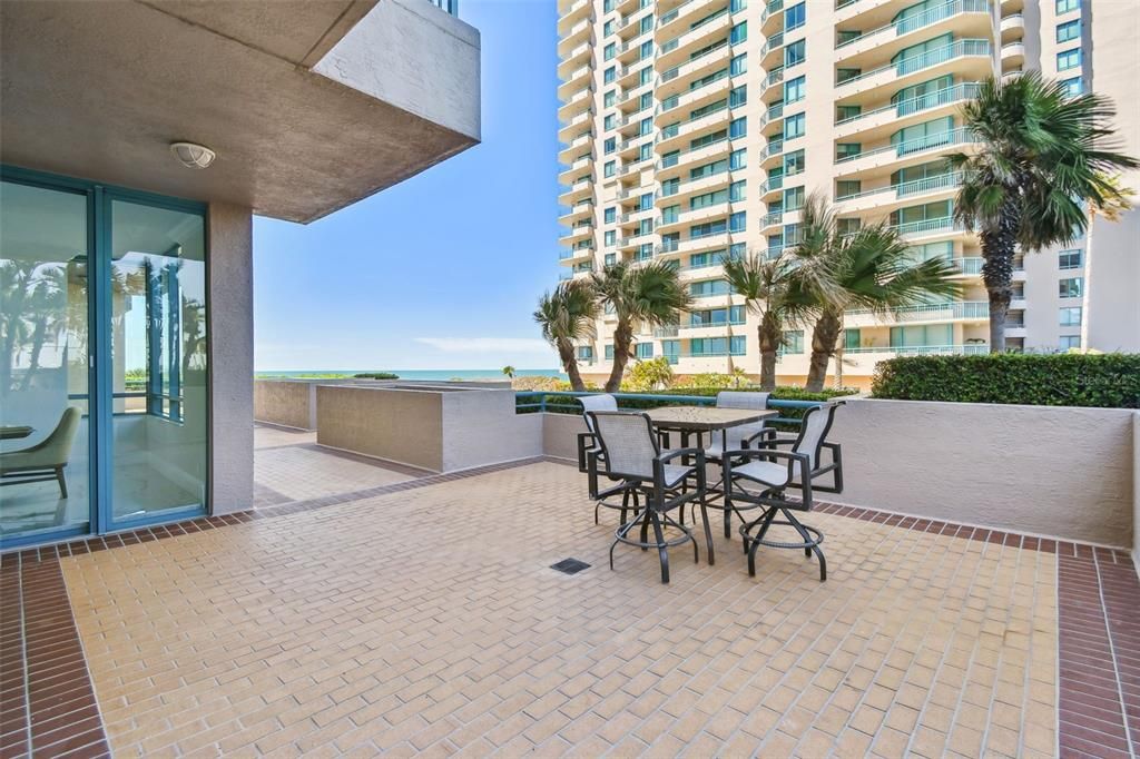 出租: $20,000 (4 贝兹, 4 浴室, 4336 平方英尺)