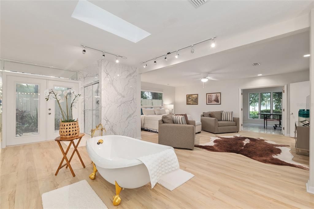 На продажу: $1,500,000 (6 спален, 4 ванн, 4819 Квадратных фут)