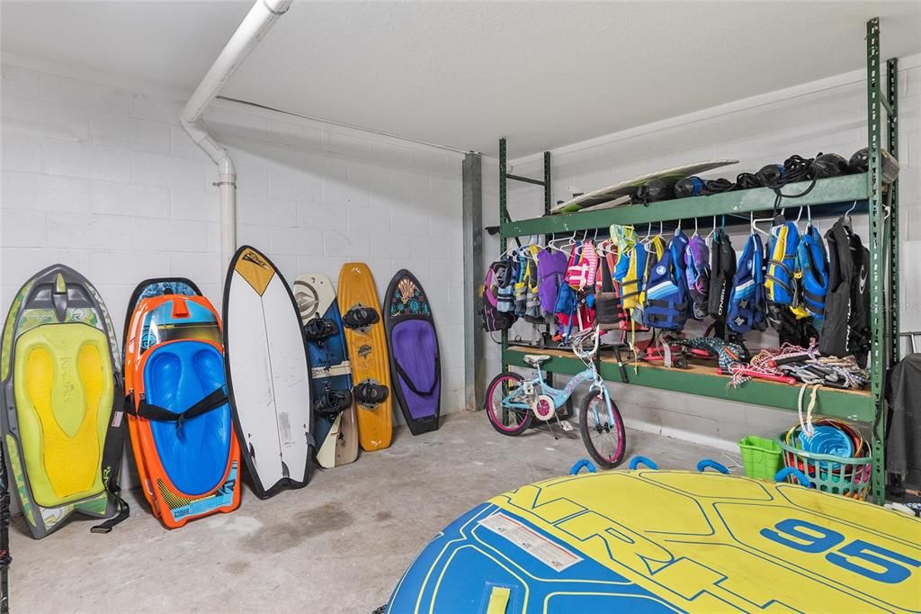 На продажу: $1,500,000 (6 спален, 4 ванн, 4819 Квадратных фут)