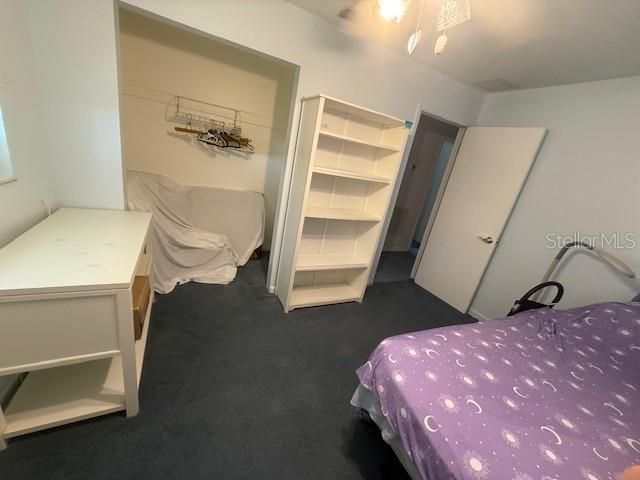 Active With Contract: $253,000 (2 beds, 1 baths, 969 Square Feet)