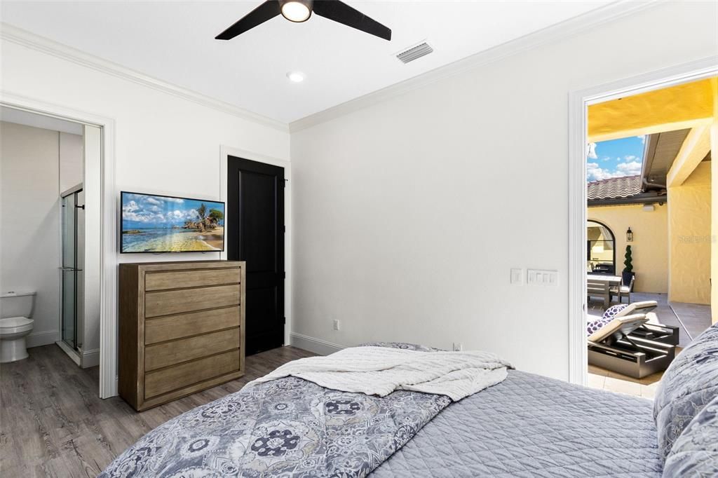 Active With Contract: $1,089,000 (4 beds, 3 baths, 3088 Square Feet)