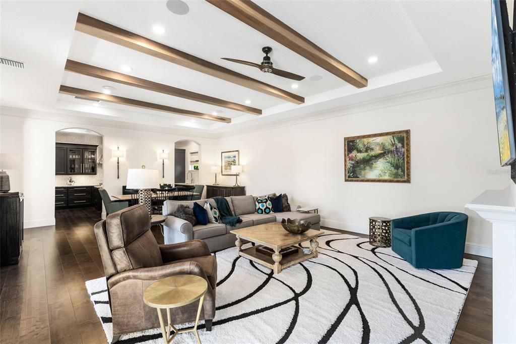 Active With Contract: $1,089,000 (4 beds, 3 baths, 3088 Square Feet)