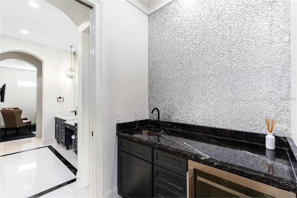 Active With Contract: $1,089,000 (4 beds, 3 baths, 3088 Square Feet)