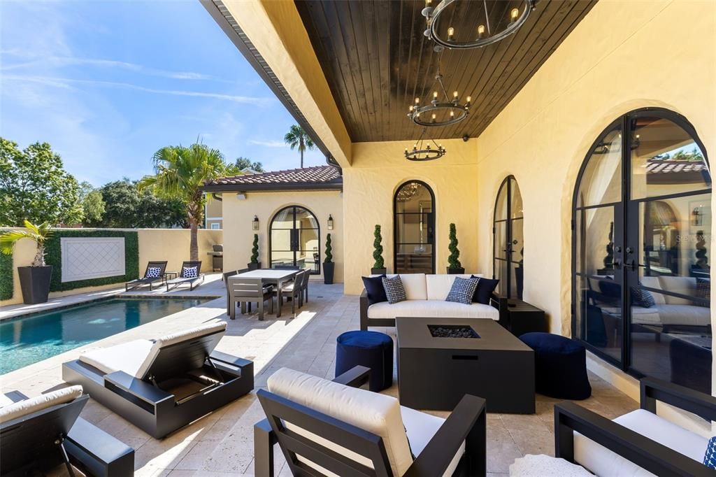 Active With Contract: $1,089,000 (4 beds, 3 baths, 3088 Square Feet)