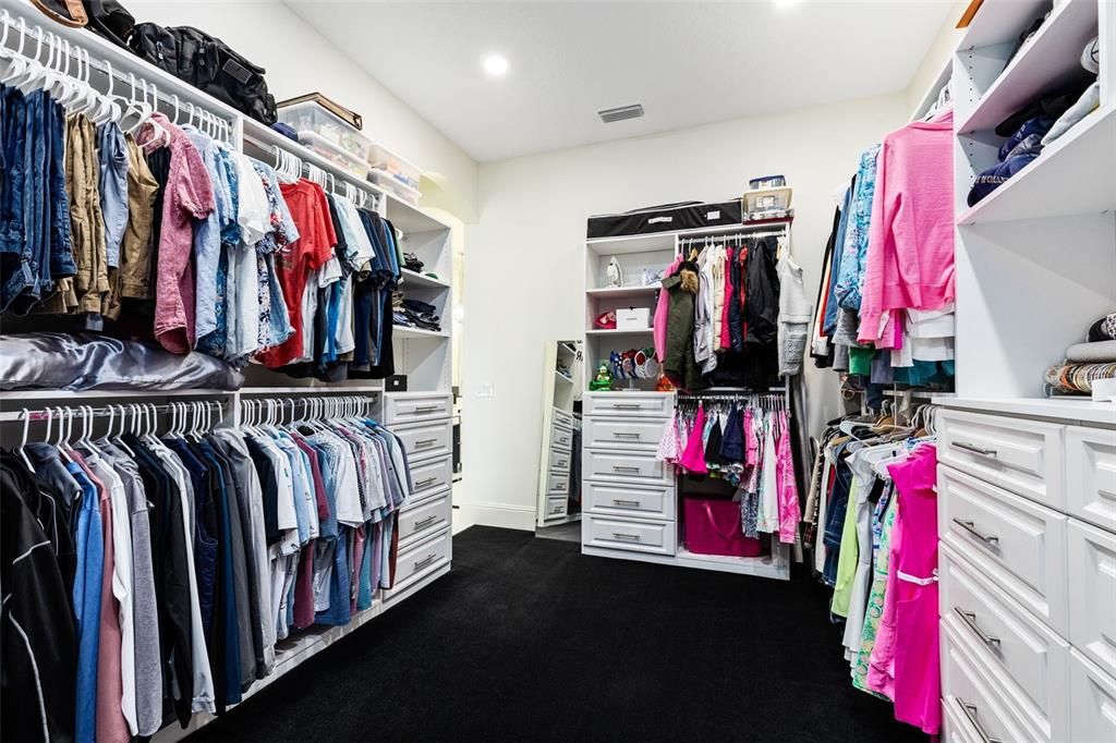 Active With Contract: $1,089,000 (4 beds, 3 baths, 3088 Square Feet)